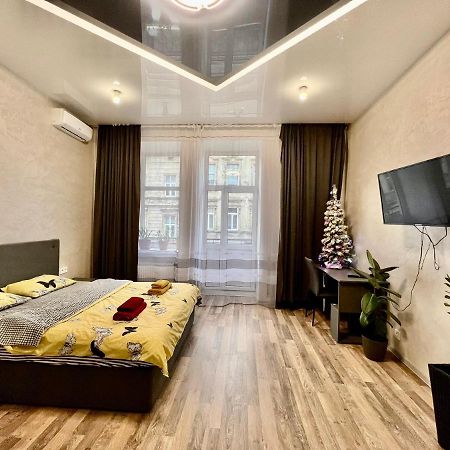 Kulisha 2Bedroom Apartment Near Opera House With Balcony Leopoli Esterno foto